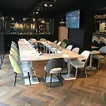 Hotel Kyriad En Valois 3*