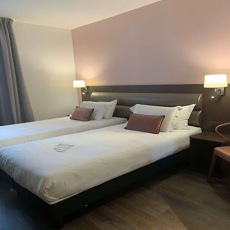 Hotel Kyriad En Valois