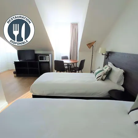 Hotel Kyriad En Valois 3*