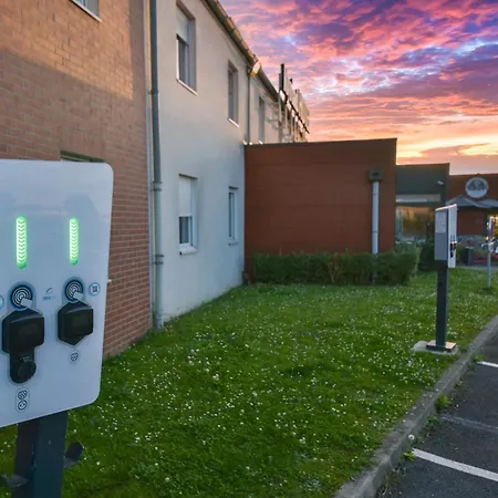 Kyriad En Valois 3* Crépy-en-Valois