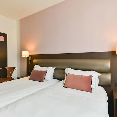 Kyriad En Valois 3* Crépy-en-Valois