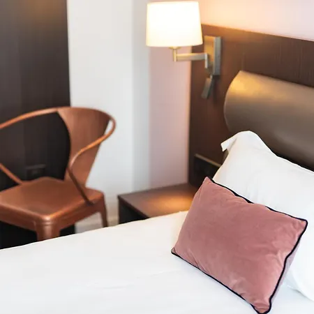 Hotel Kyriad En Valois