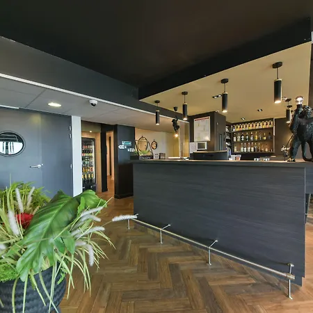 Kyriad En Valois Hotel Crépy-en-Valois