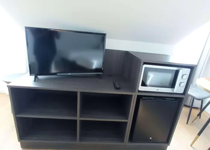 Hotel Kyriad En Valois