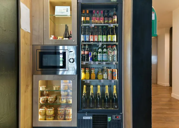 Hotel Kyriad En Valois